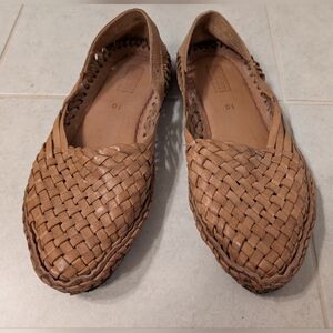 Mohinders Woven Flat In Honey Leather Women's Size 10